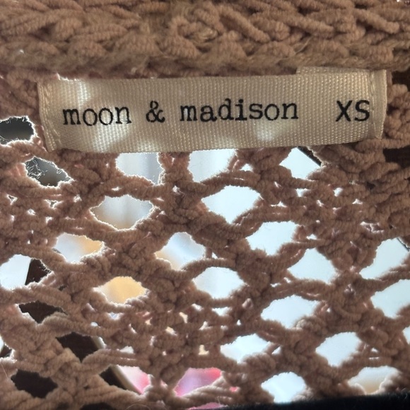 Women's Mauve  Sweater - Picture 3 of 4